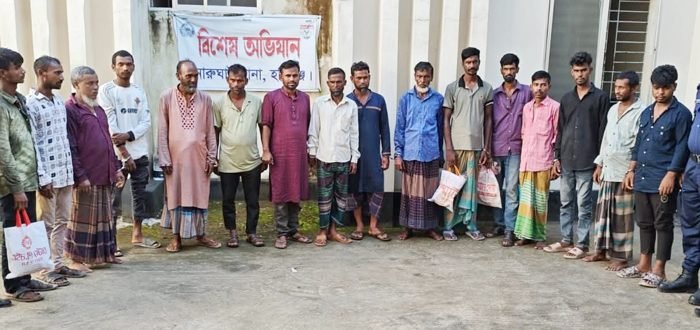 চুনারুঘাটে থানা পুলিশের বিশেষ অভিযান ॥ ১৭ গ্রেপ্তার 28 Chunorangt asimi 700x330 1